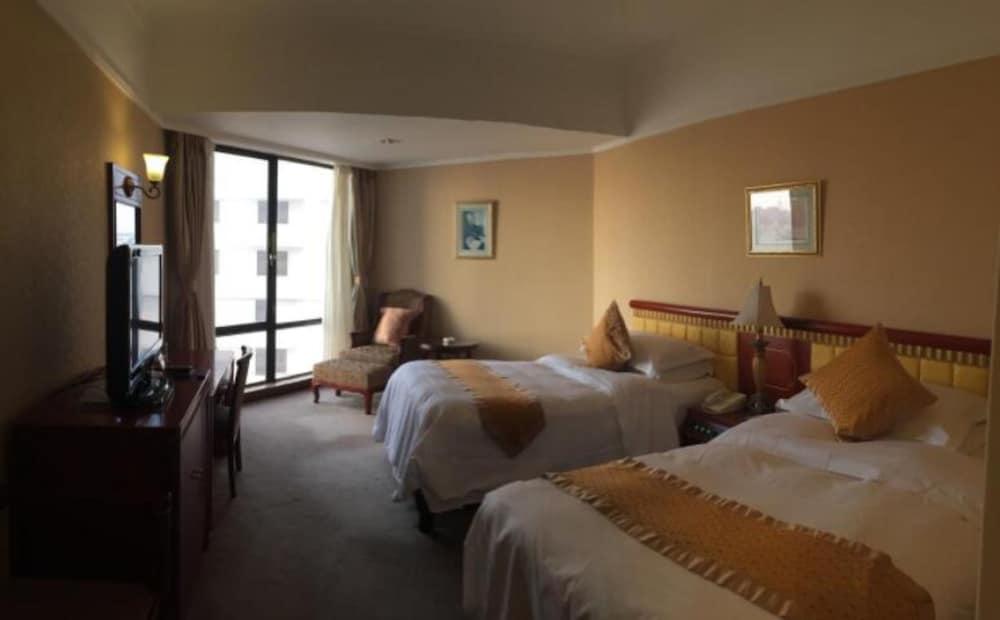 Huiquan Dynasty Hotel Qingdao Exterior photo