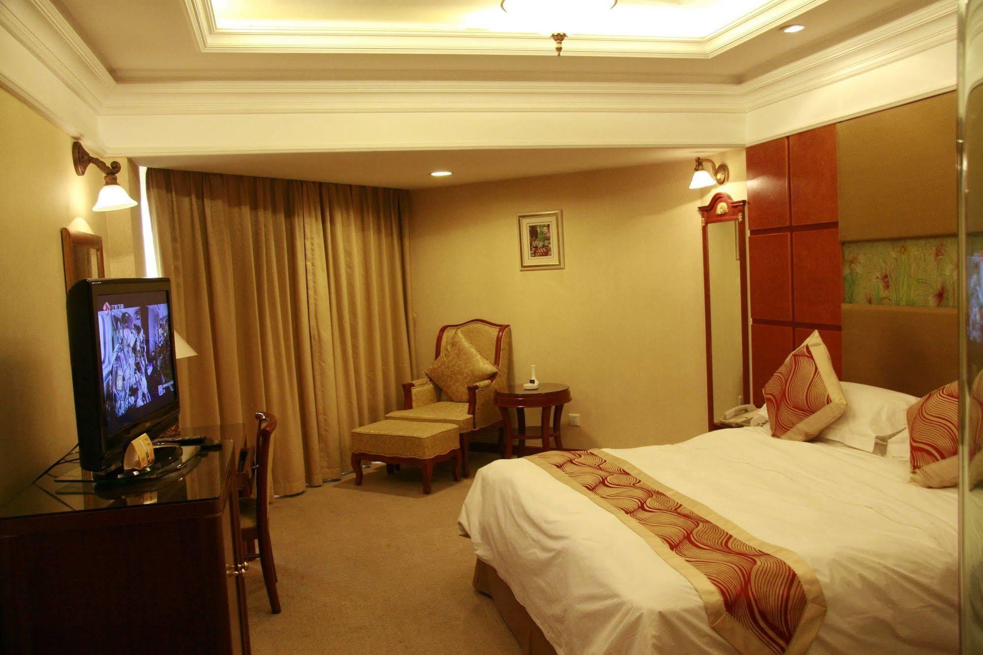 Huiquan Dynasty Hotel Qingdao Exterior photo